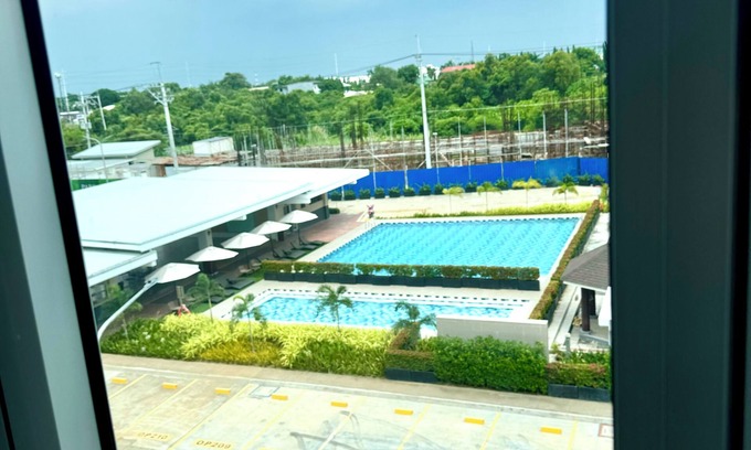 Balibago Condominio | Cozy 1-bedroom condo with few steps away to Sta. Rosa SM Mall.