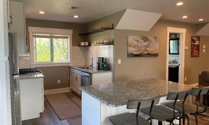 Harrisville Apartamento | Cozy 1-bedroom In-Law Suite Close to Skiing, Hiking & More