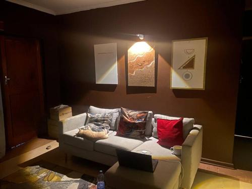 Fort Beaufort Apartamento | Cozy 1-night stop Old cottage