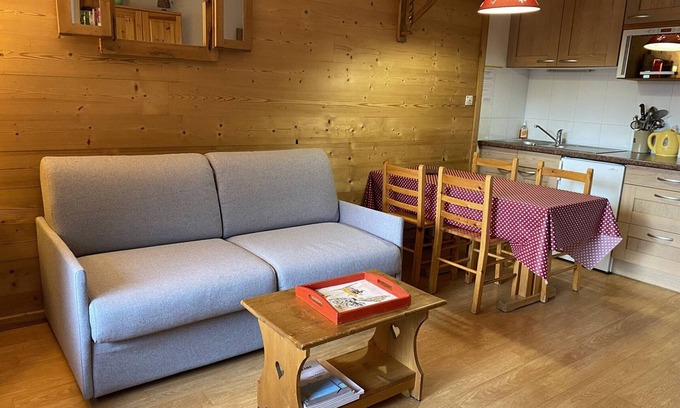 Jeux Apartamento | Apartamento acogedor de 2 ambientes para 4 personas, cerca de pistas y centro comercial en L'Alpe d'Huez