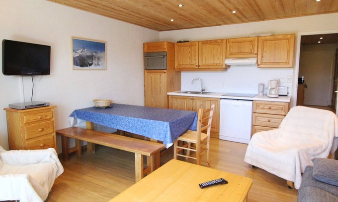 Jeux Apartamento | Apartamento ideal frente a pistas, cerca del centro, 2 piezas, 6 pers., balcón, parking, L'Alpe d'Huez