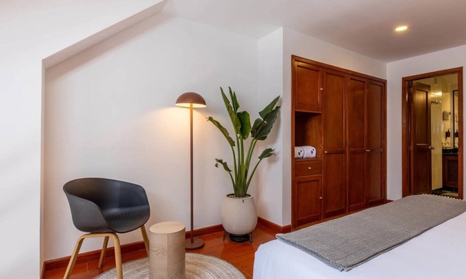 La Gran Via Apartamento | Cozy 1BR Duplex in Parque 93