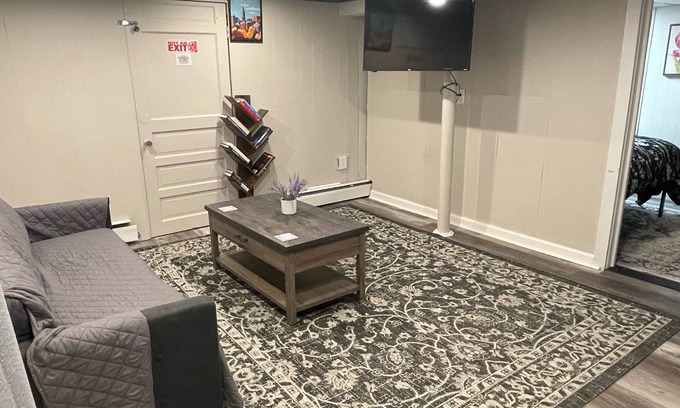 Worcester Apartamento | Cozy 1BR Getaway Near Downtown Worcester – Comfortable & Convenient Stay!