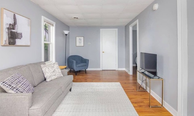 West Des Moines Apartamento | Cozy 1BR Home W/ Free Parking in Valley Junction
