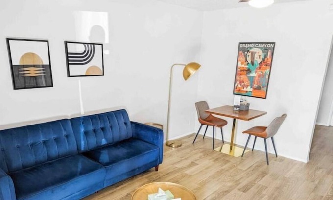 Peaceful Valley Apartamento | Cozy 1BR Walk to Old Town
