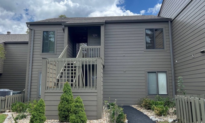 Avoca Condominio | Cozy, 2/2 condo at Lake Monroe, Golf, IU Bloomington