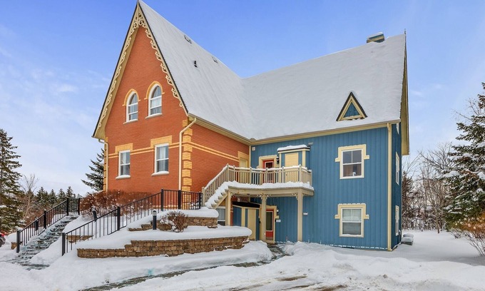 The Blue Mountains Chalet De Esquí | Collingwood, Blue Mountain, Snowbridge histórico, planta principal
