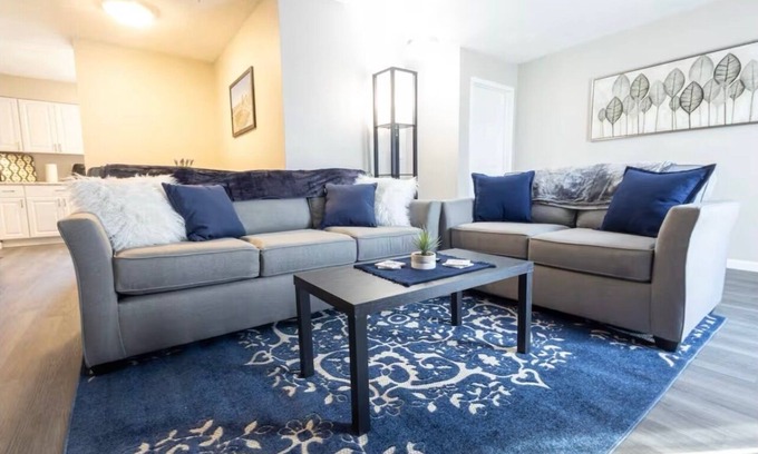 Erlanger Apartamento | Cozy 2-bedroom, 2 bath in charming Central location near Cincinnati