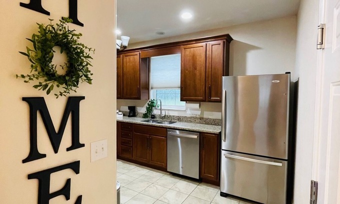 Zephyrhills West Apartamento | Cozy 2-bedroom apartment in lovely Zephyrhills with WiFi, AC