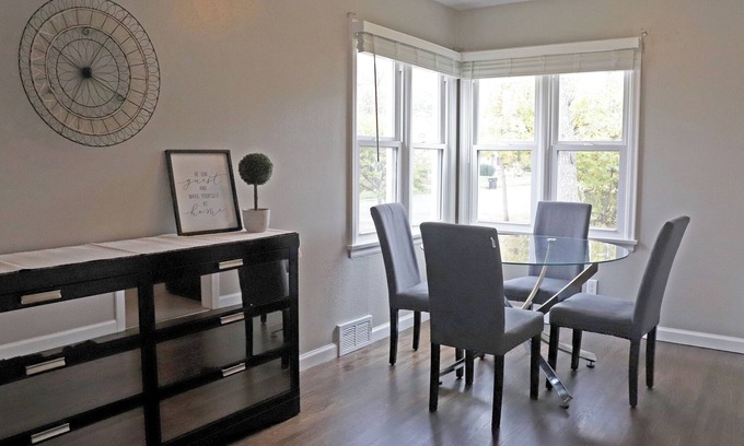Bismarck Apartamento | Cozy 2-bedroom apartment in Central Bismarck