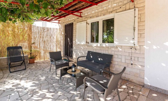 Peruski Apartamento | Cozy 2-bedroom apartment in enjoyable Peruški
