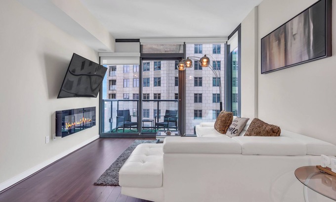 Lenox Apartamento | Cozy 2-bedroom apartment in cool Atlanta with AC, WiFi