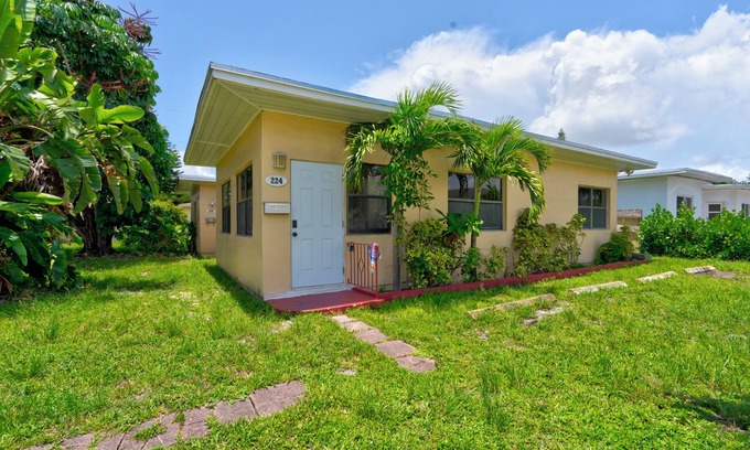 Miami Shores Apartamento | Cozy 2-bedroom apartment in Miami with AC