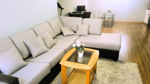 Calgary Apartamento | Cozy 2-Bedroom Basement Suite Retreat Calgary
