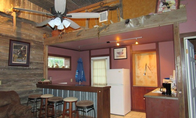 Mannford Cabina | Cozy 2-bedroom cabin in front of the lake!!!