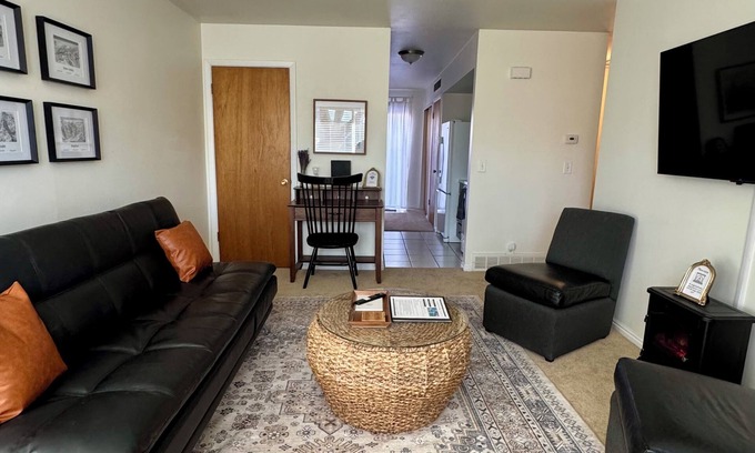 Holladay Condominio | Cozy 2-Bedroom Condo Near World-Class Skiing