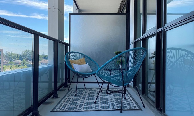 Downsview Condominio | Cozy 2-bedroom condo with WiFi, fitness room in lovely Toronto