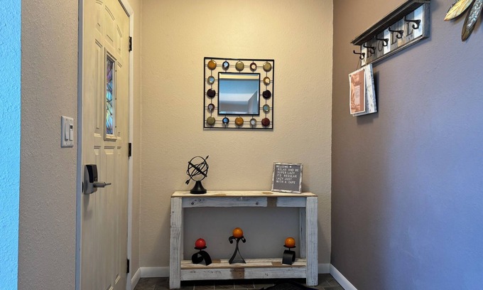 Lake Hallie Casa | Cozy 2-bedroom house in Lake Hallie - Between Chippewa Falls and Eau Claire
