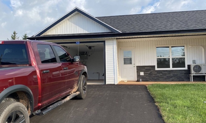 North Rustico Casa | Cozy 2-bedroom house in beautiful North Rustico with WiFi, AC