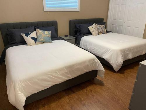 Chatham-Kent Apartamento | Cozy 2 bedroom home in Chatham - left side