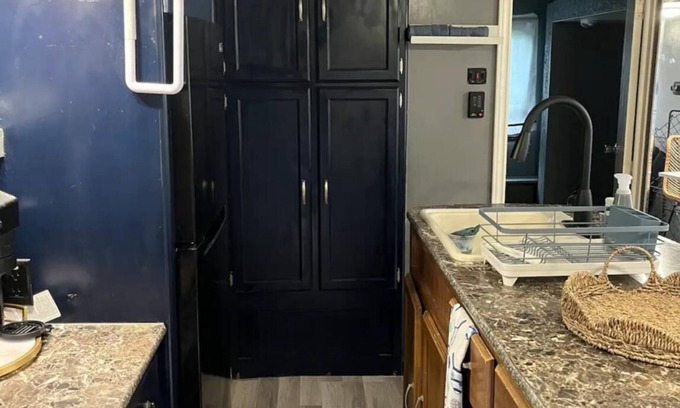 Baytown Casa | Cozy 2-bedroom mobile home in lovely Baytown with AC