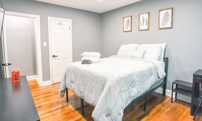 Lake Walker Apartamento | Cozy 2-Bedroom Rental Unit w/ Free Parking