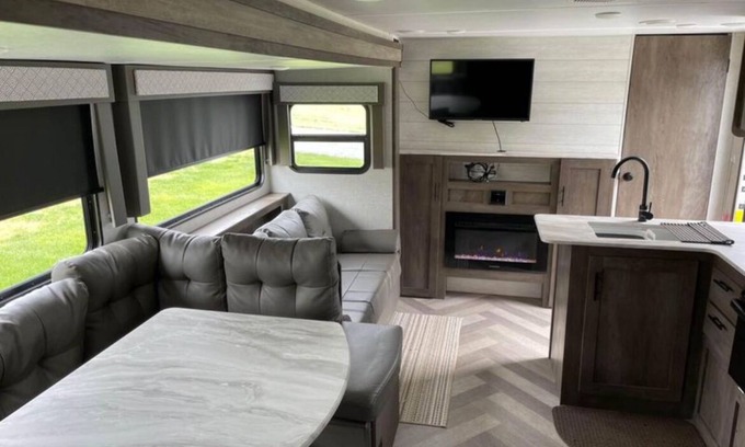 Kirkwood Casa | Cozy 2-bedroom RV with AC, heat, and WiFi in peaceful Kirkwood