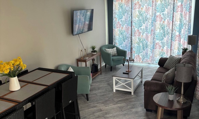 Port Canaveral Casa | Cozy 2-bedroom townhome in Cape Canaveral close to port and beach