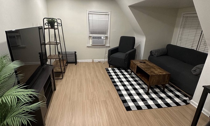 Farmington Hills Apartamento | Cozy 2 bedrooms
