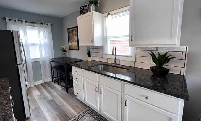 South Central Omaha Casa | Cozy 2 bedroom with fireplace. Great location!