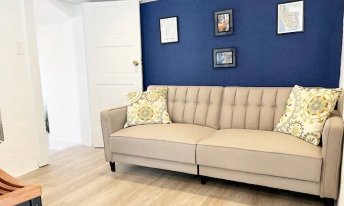 Weehawken Apartamento | Cozy 2 BR 3 beds with NYC views