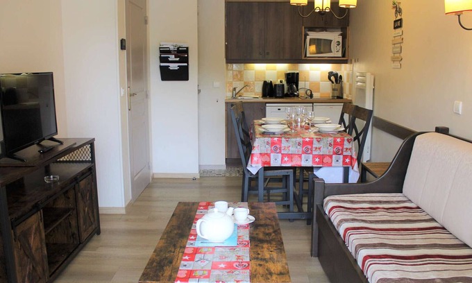 Les Claux Apartamento | Apartamento acogedor para 4 personas en Vars Les Claux, a pie de pistas con piscina y parking privado
