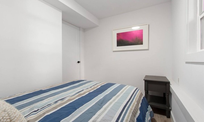 North Vancouver Apartamento | Cozy 2BD guest suite in North Van!