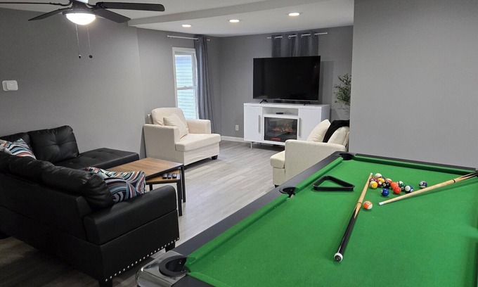 Loudonville Casa | Cozy 2Bdr in Heart of Mohican for 5pax