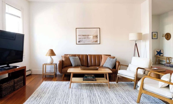 Off Broadway Apartamento | Cozy 2BR/2BA Apt on Broadway