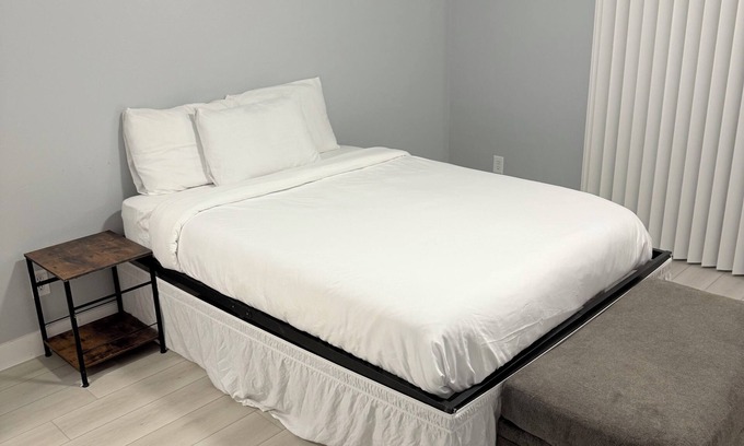 Downtown Las Vegas Apartamento | Cozy 2BR 2BA on Fremont street 3 min walk from Fremont experience.