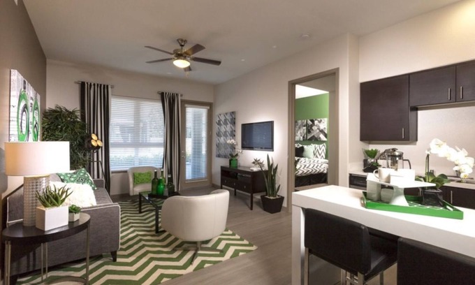 Morse Park Condominio | Cozy 2BR Condo at Anton 1101 – Great Amenities