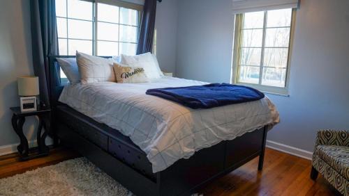 Near East Columbus Casa | Cozy 2BR Condo near Franklin Park and Downtown