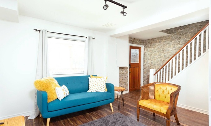 Belleville Casa | Cozy 2BR House With Cabin Feel Short Walk To Downtown Near Prince Edward County