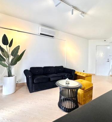Karet Apartamento | Cozy 2BR Japandi Rasuna Kuningan Jakarta Selatan