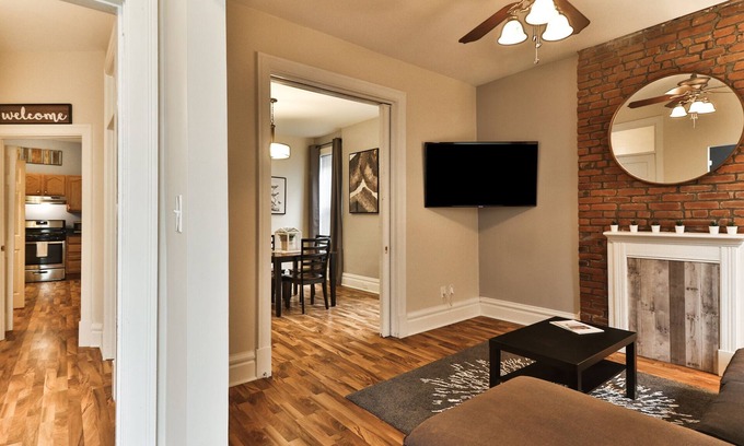 Shaw Apartamento | Acogedor 2BR cerca del Jardín Botánico de Missouri (Shaw)