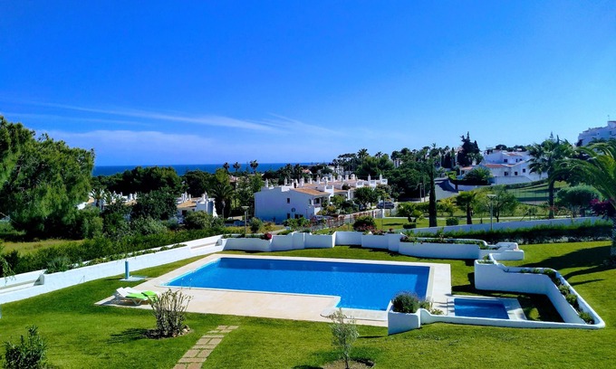 Bouvet Island Apartamento | Cozy 3 bedr apt - Peaceful Area - Pool/Beach/Parking