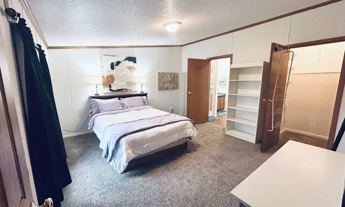 Bryan Casa | Cozy 3 Bedroom/2 Bath