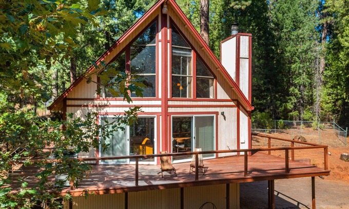 Glencoe Cabina | Cozy 3 Bedroom Getaway Mountain A-Frame Cabin