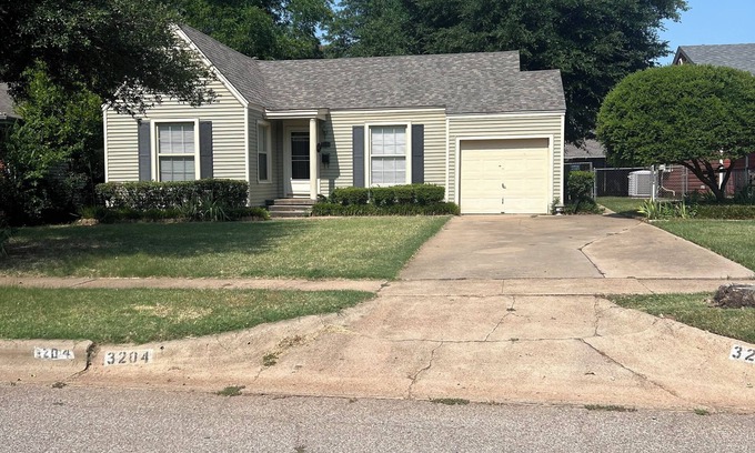 Wichita Falls Casa | Cozy 3-bedroom house in enjoyable Wichita Falls next to Midwestern State.