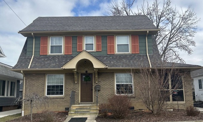 Lakewood Casa | Cozy 3-bedroom home within walking distance of Lakewood Park's Solstice Steps
