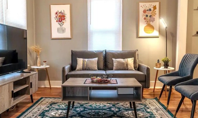 Maiden Casa | Cozy 3 Bedroom House w/Free Parking, Netflix, & More