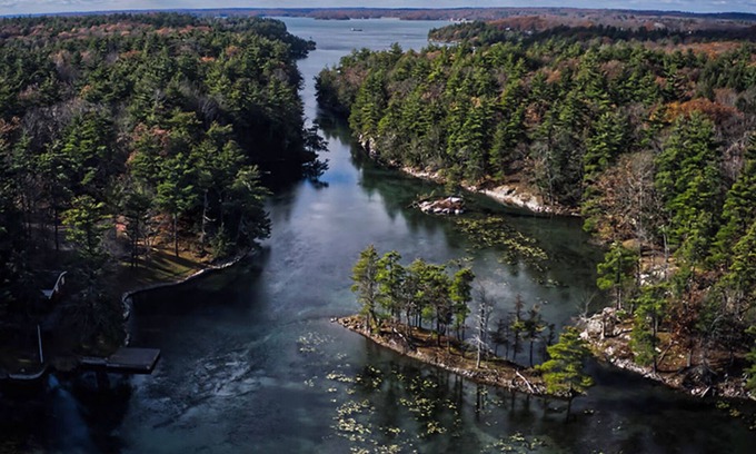 Frontenac Casa | Cozy 3-bedroom mobile home, Stay 5 days you get a free private boat tour