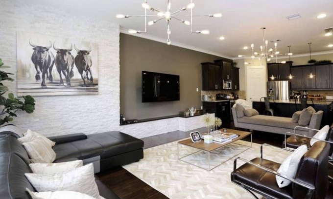 Shady Acres Casa | Cozy 3 Bedroom Townhouse - Houston Heights