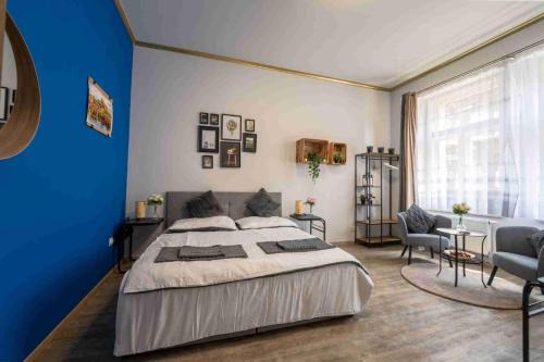 Andel Apartamento | Cozy 3-BRD riverside apartment in center Prague